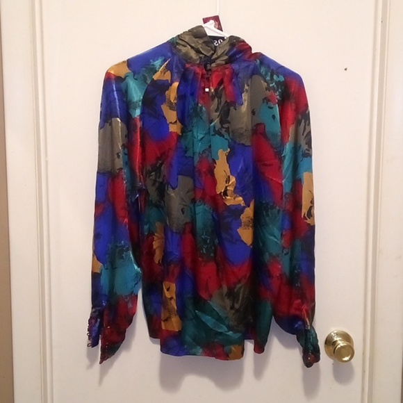 Worthington Splashes Of Multi-Colors Abstract Blouse - Size 12 - Picture 9 of 12